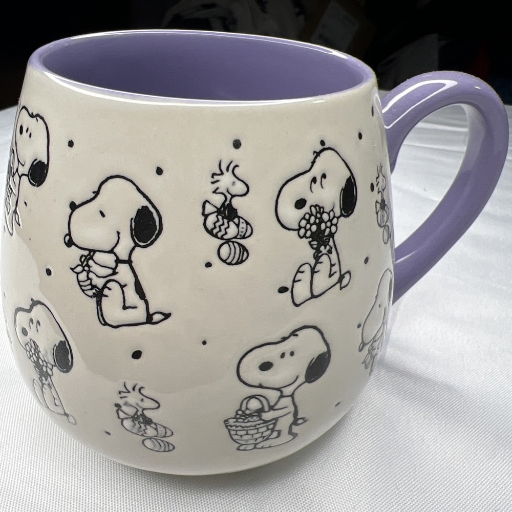 Large Coffee Mug Snoopy And Woodstock With Easter‎ Eggs And Baskets. Purple